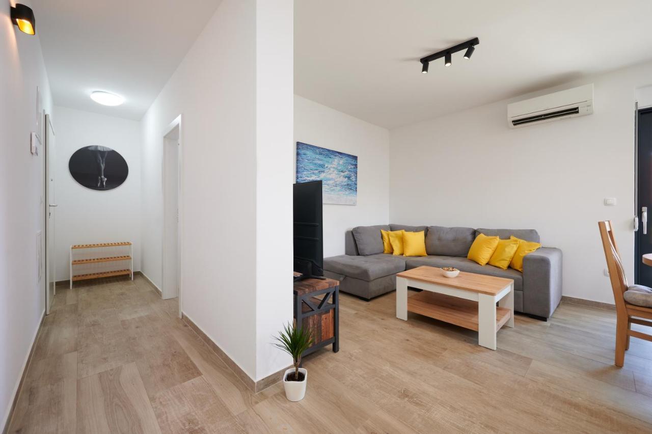 Zen Apartment Трогир Екстериор снимка