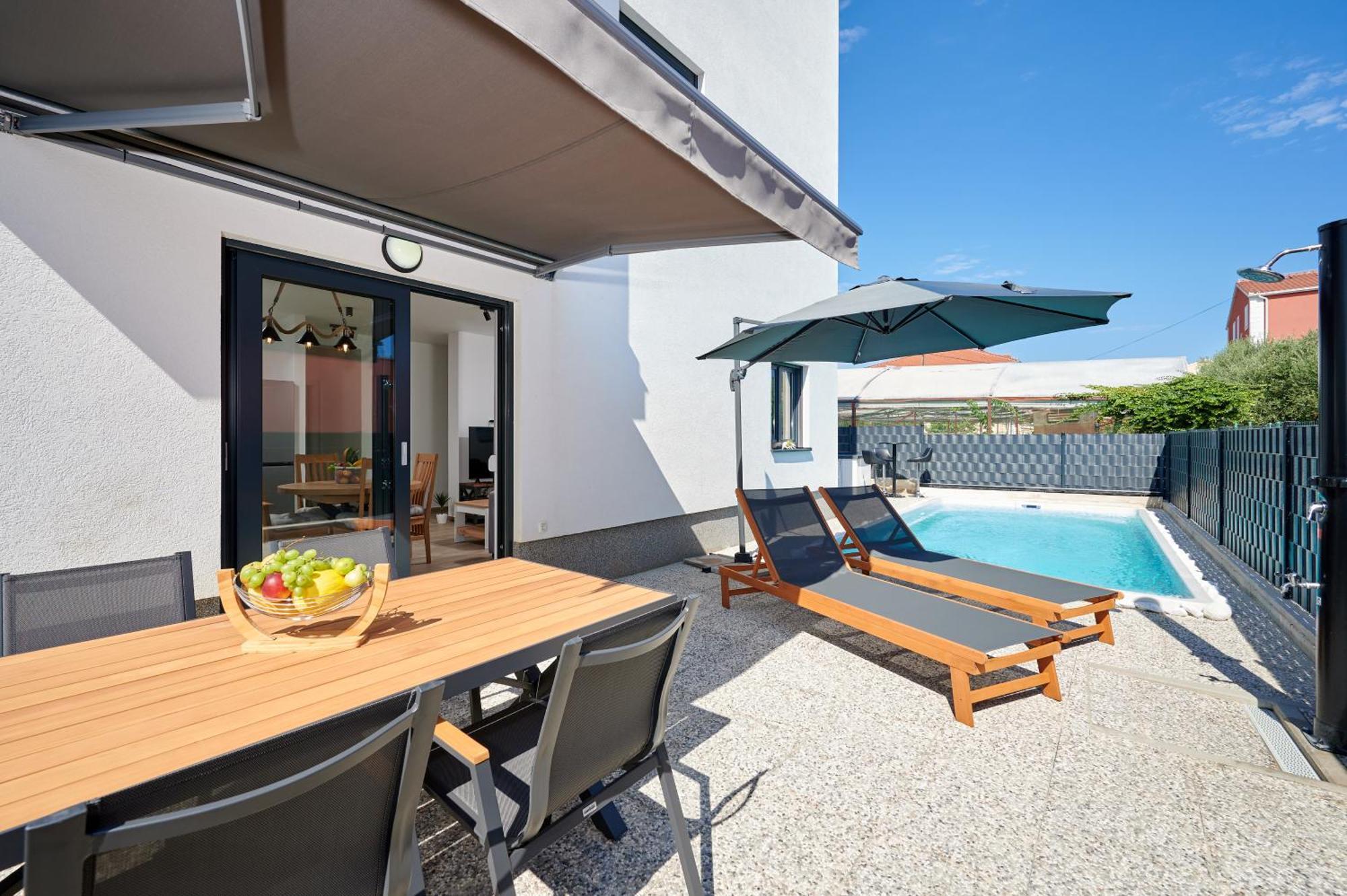 Zen Apartment Трогир Екстериор снимка